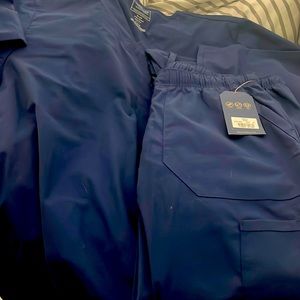 Mens M Navy Blue Cherokee scrub set never used